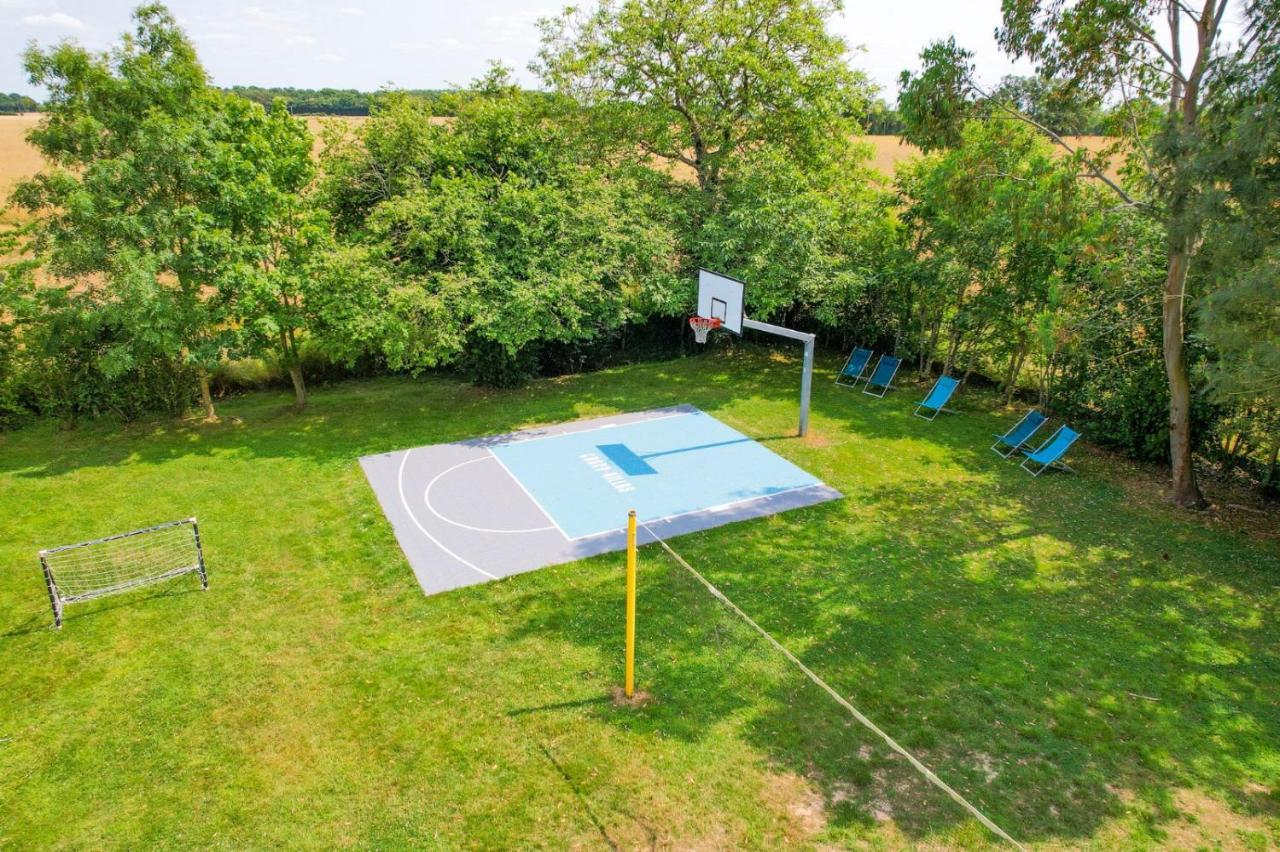 Crazy Villa Champs Corons 61 - Interior Heated Pool - 2H From Paris - 30P Les Menus Exterior photo